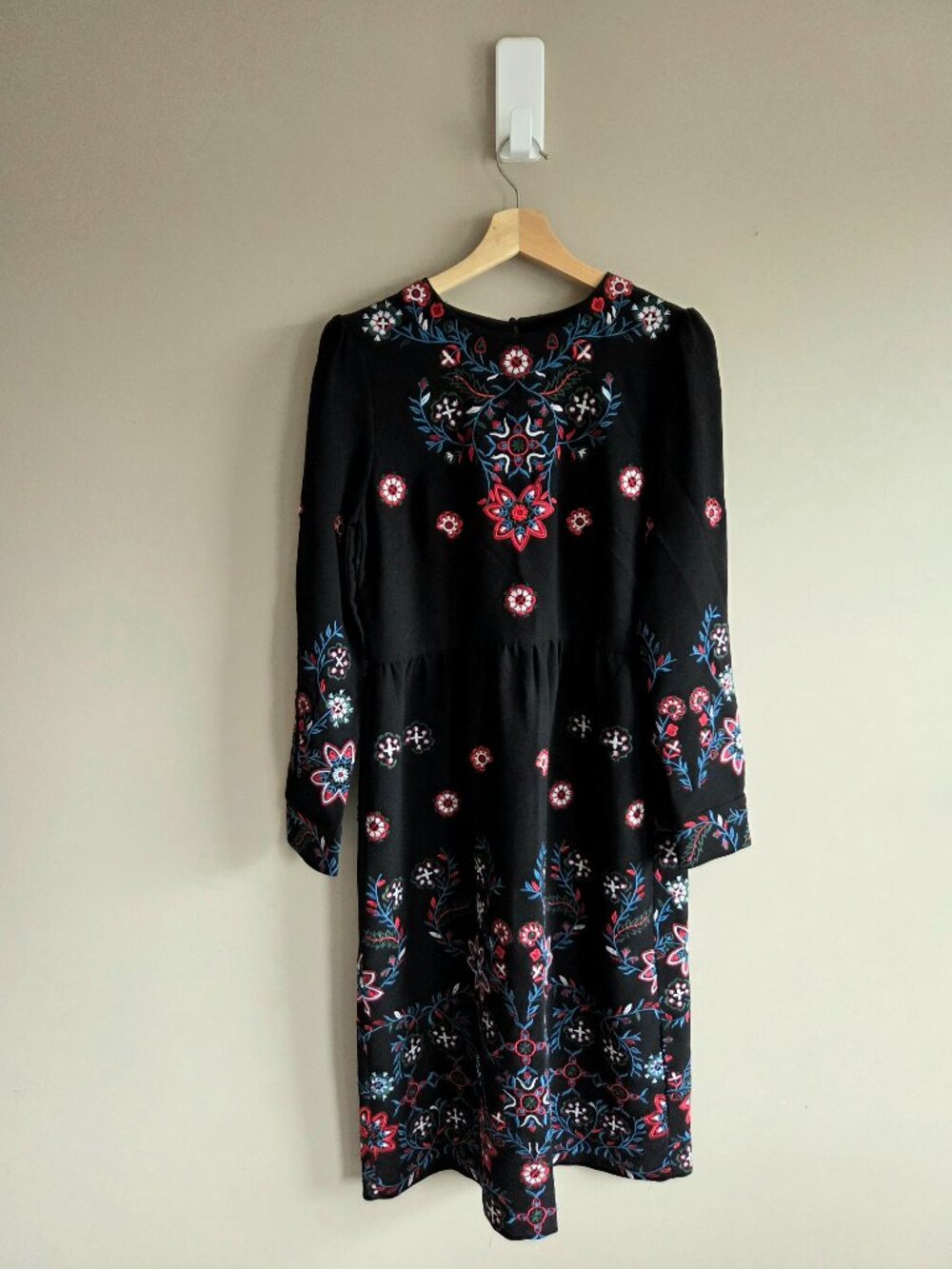 Zara Embroidered Floral Midi Black Runways Fav Long Sleeve